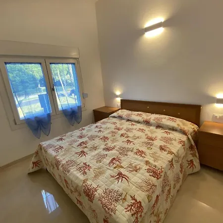 Ferienhaus Fuer 8 Personen Ca 65 Qm In Bibione, Adriakueste Italien Und Umgebung Μπιμπιόνε