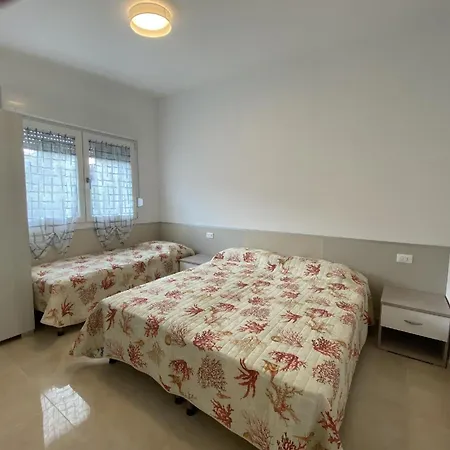Holiday home Ferienhaus Fuer 8 Personen Ca 65 Qm In Bibione, Adriakueste Italien Und Umgebung Bibione